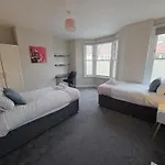 Douglas House By Cliftonvalley Holiday home