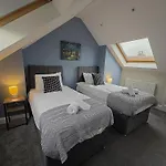 Douglas House By Cliftonvalley Будинок відпочинку Бристоль