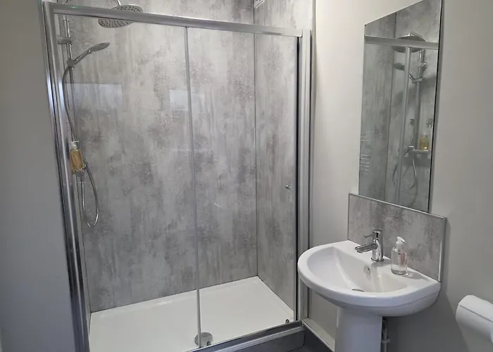 בית נופש Douglas House By Cliftonvalley